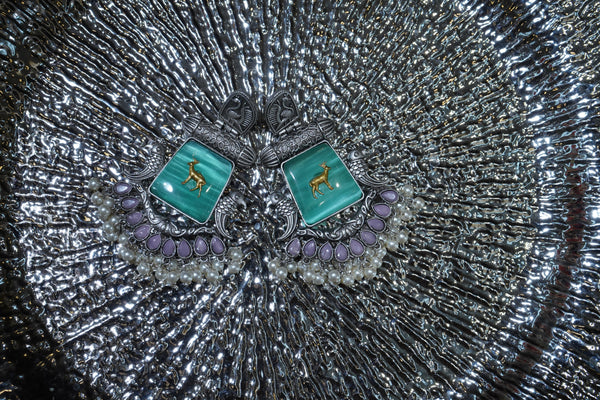 Antique Silver-Tone Brass Monalisa Stone Peacock Statement Earrings with Pearl Drops