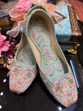 Handcrafted Mojari with Fine Thread Work & Anti-Slip Sole