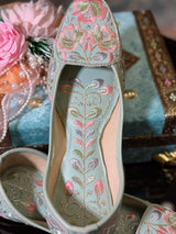 Handcrafted Mojari with Fine Thread Work & Anti-Slip Sole